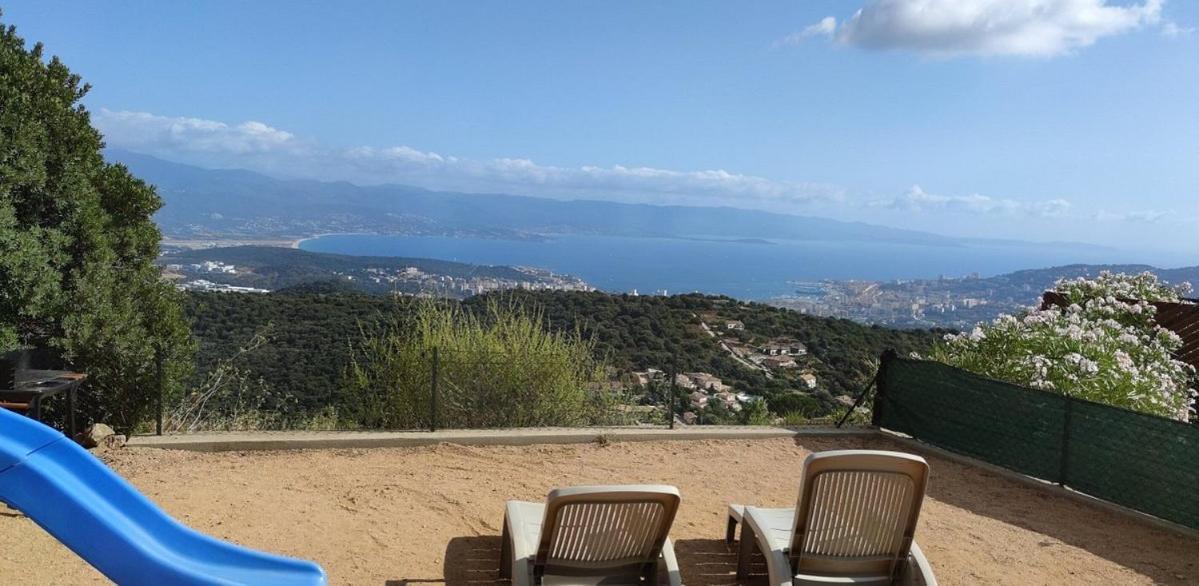 Gites Sassone, Vue Panoramique Sur Ajaccio Et La Mer Alata Exteriör bild